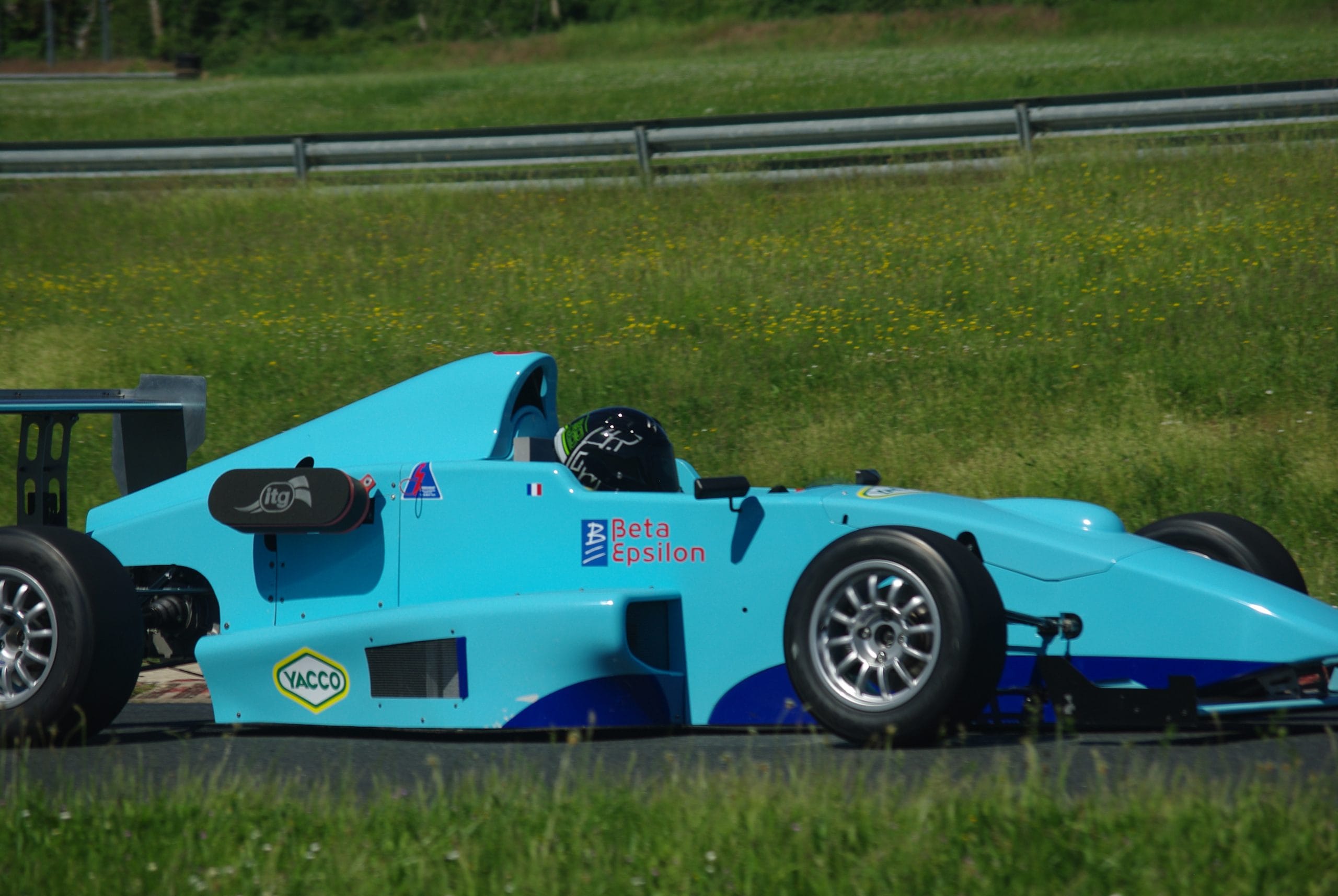 Sur le Circuit de La Chatre, journée GP, spéciale monoplace personnel en open Pitlane avec Start Green Evolution.